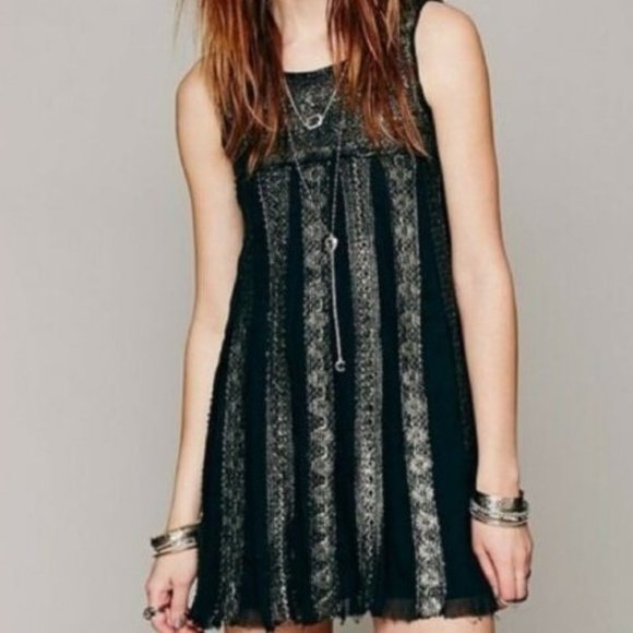 Free People Dresses & Skirts - Free People One Black Sleeveless Mini Dress Tunic With Gold Foil